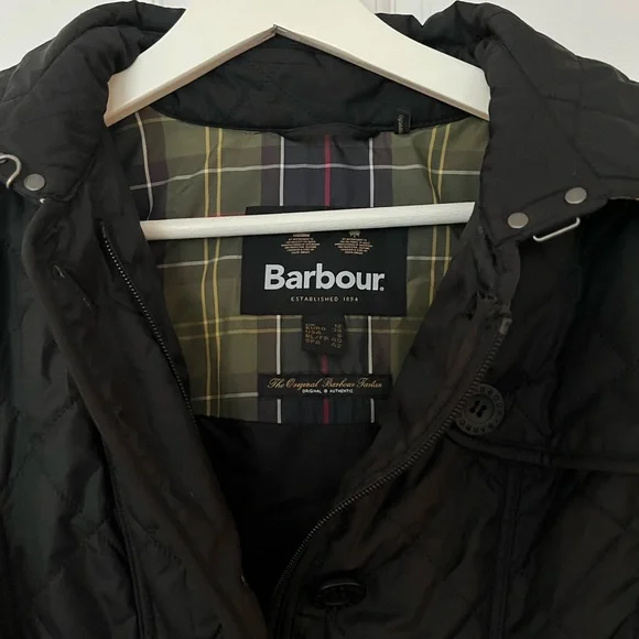Barbour Tummel Box Quilt Trench Jacket-Women's Black - Picture 2 of 3